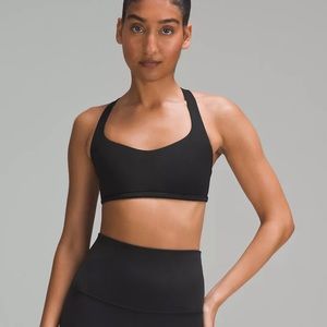 Lululemon- Free to Be Sports Bra- Light Support, A/B Cup- Black Size 4